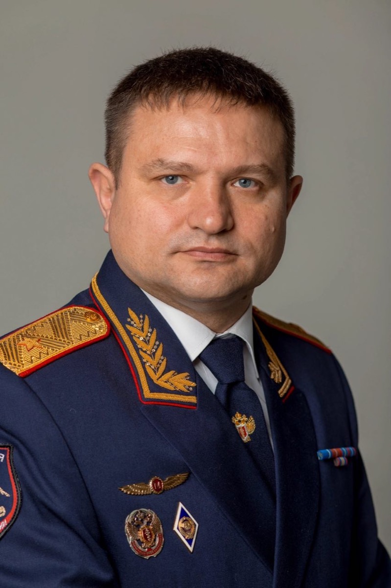 Александр Дроздов во время публичного мероприятия